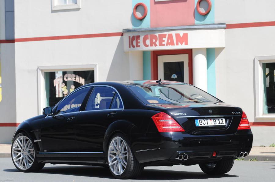  Mercedes-Benz S-Class iBusiness by Brabus 2010 года  (фото 2 из 21)